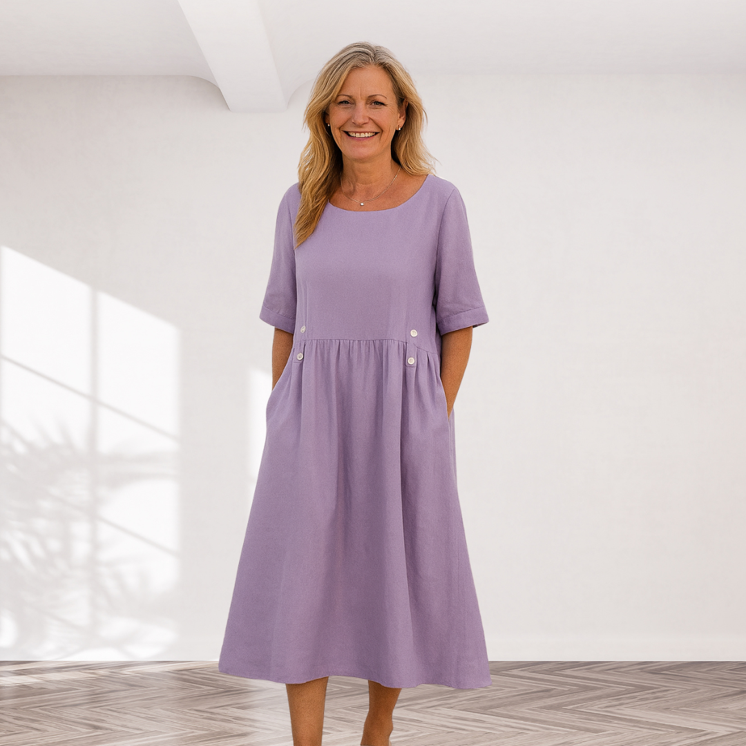 Orasto | Robe Spacieuse avec Élégants Détails en Boutons et Poches