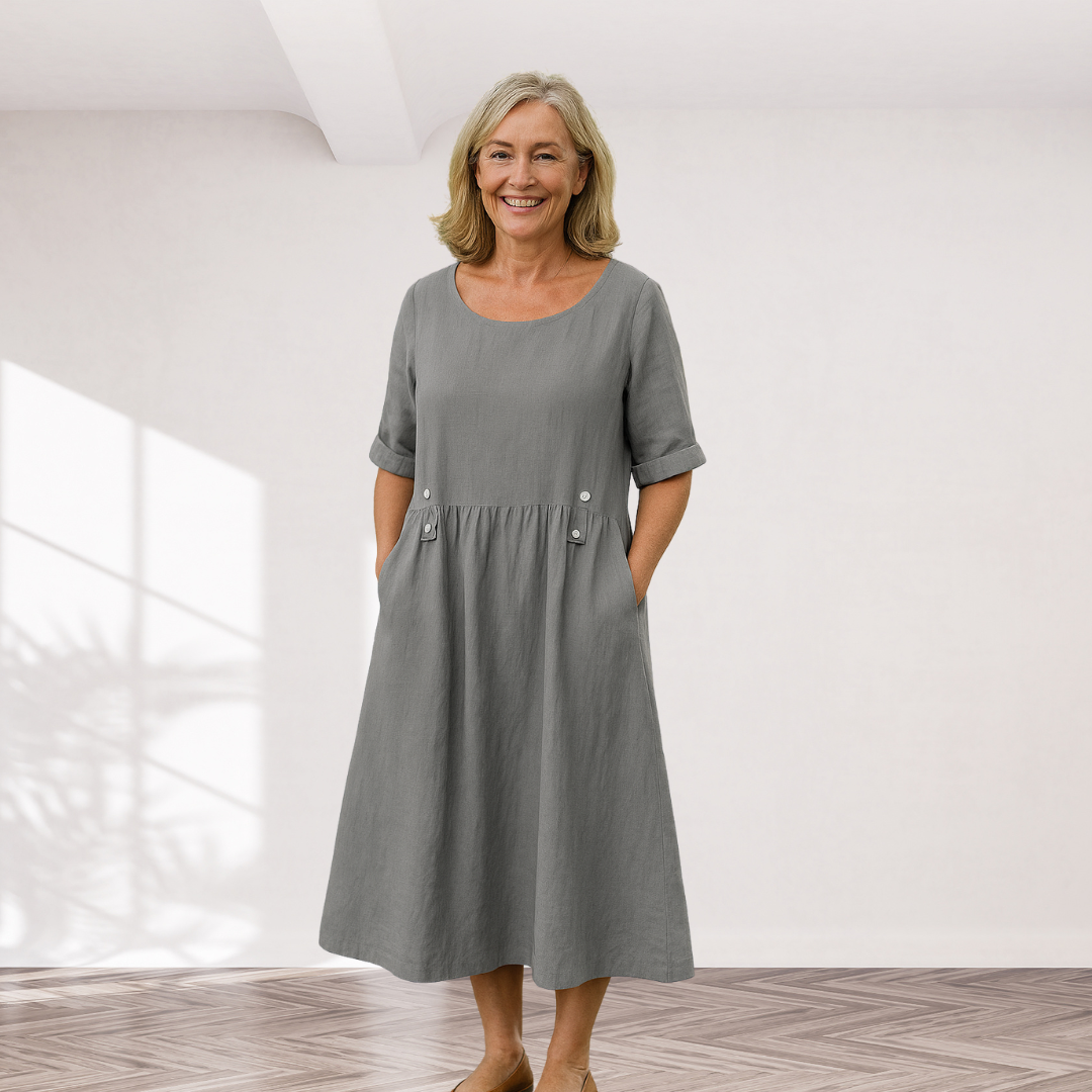 Orasto | Robe Spacieuse avec Élégants Détails en Boutons et Poches